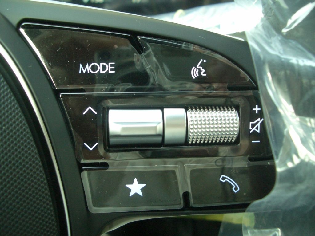 Fahrzeugabbildung Hyundai IONIQ 6 77,4 kWh 4WD First Edition, Schiebedach