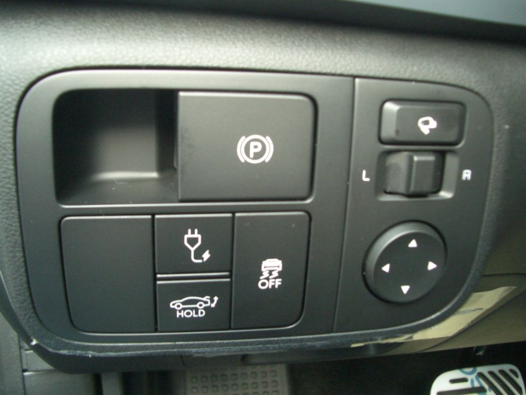 Fahrzeugabbildung Hyundai IONIQ 6 77,4 kWh 4WD First Edition, Schiebedach