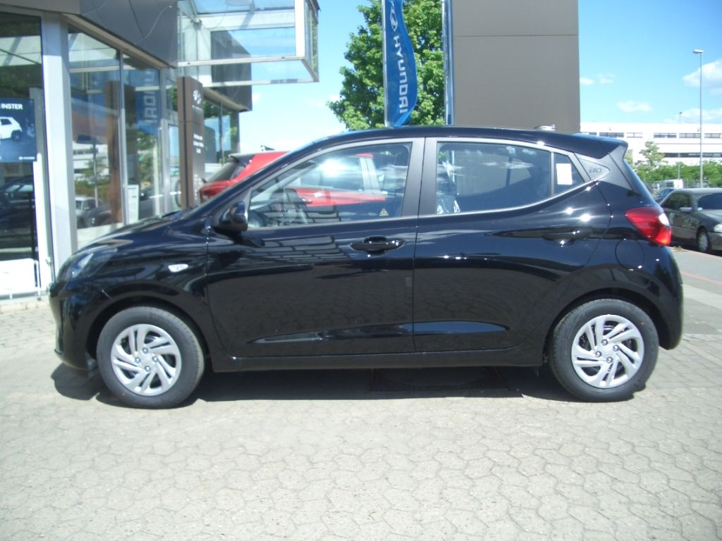 Fahrzeugabbildung Hyundai i10 Facelift MJ25 1.0 Select Navigationssystem,