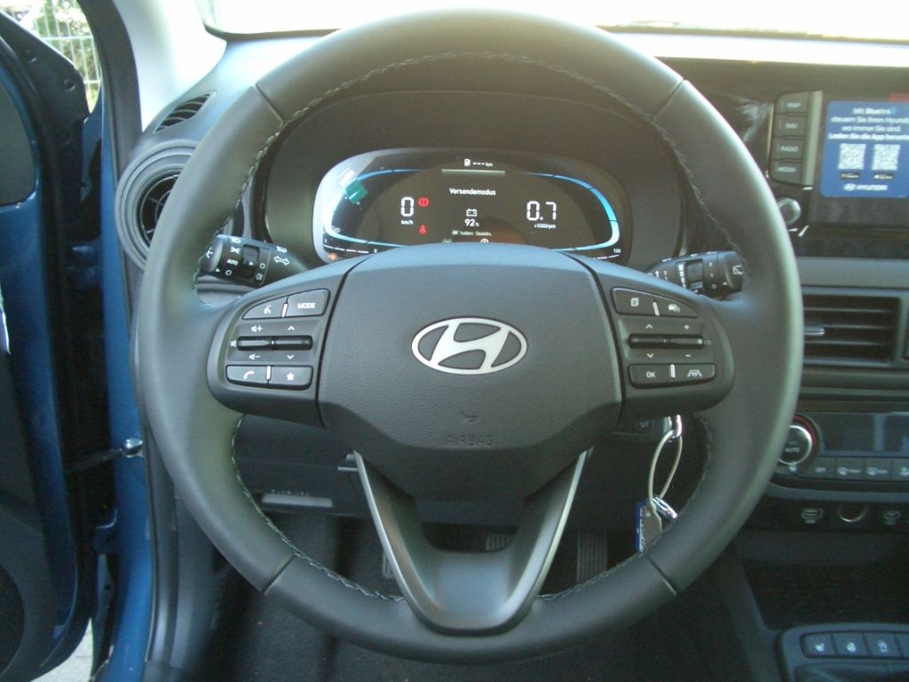 Fahrzeugabbildung Hyundai i10 Facelift MJ25 1.2 Trend Navi, Komfort-Paket