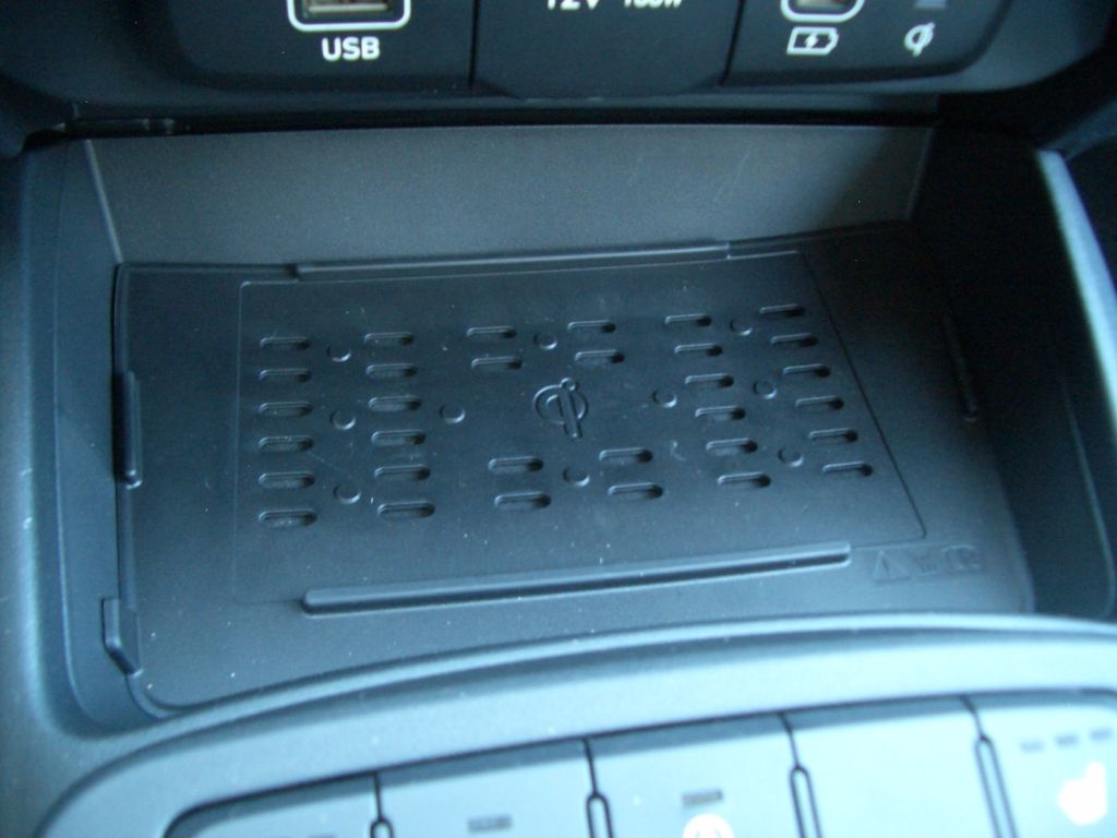 Fahrzeugabbildung Hyundai i10 Facelift MJ25 1.2 Trend Navi, Komfort-Paket