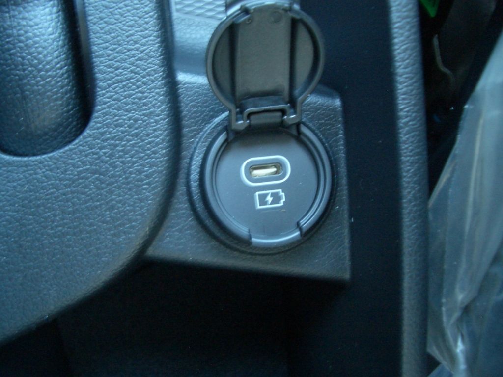 Fahrzeugabbildung Hyundai i10 Facelift MJ25 1.2 Trend Navi, Komfort-Paket