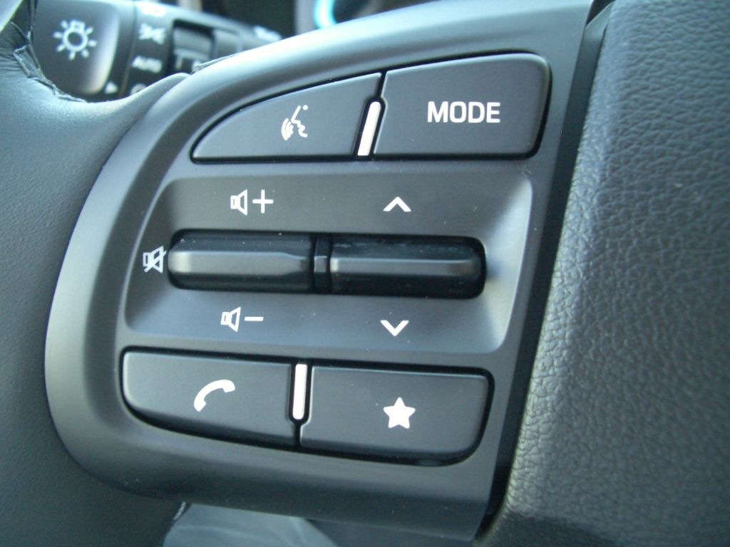 Fahrzeugabbildung Hyundai i10 Facelift MJ25 1.2 Trend Navi, Komfort-P.