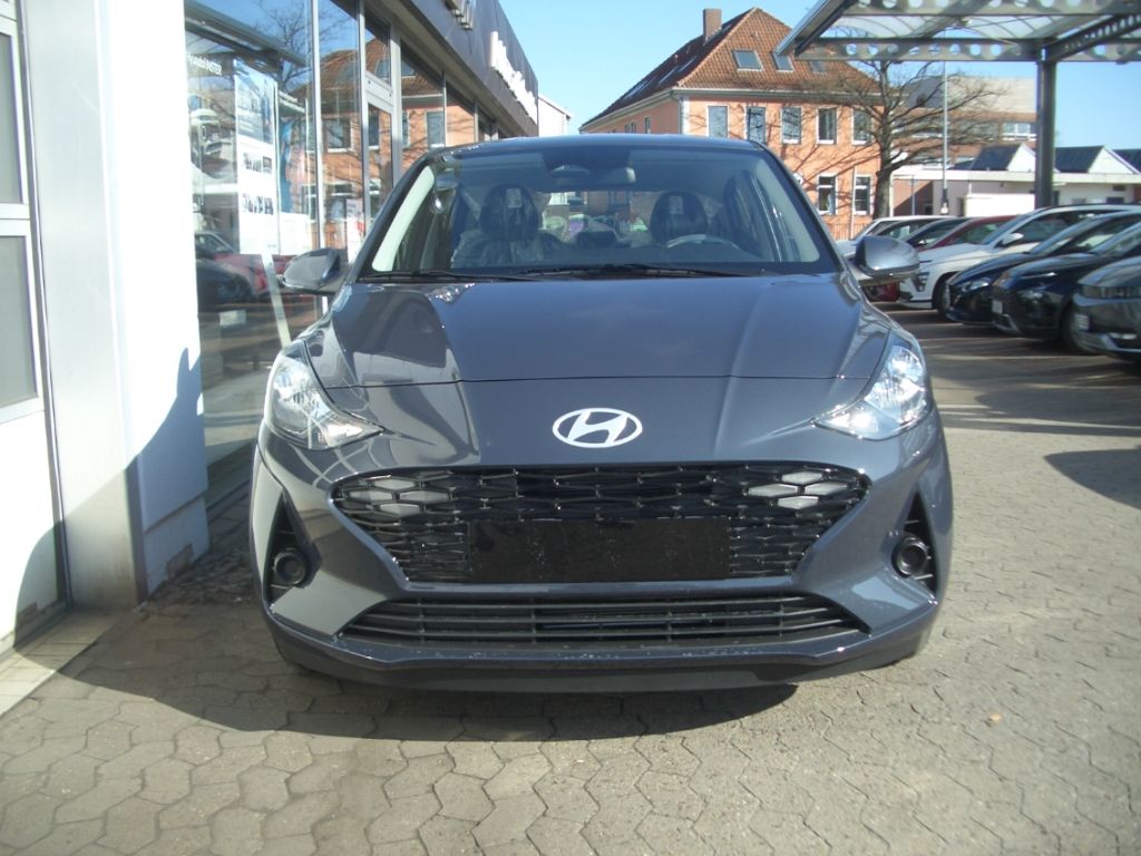Fahrzeugabbildung Hyundai i10 Facelift MJ25 1.2 Trend Navi, Komfort-P.