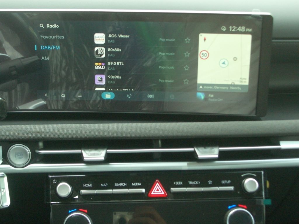 Fahrzeugabbildung Hyundai Tucson Facelift MJ25 1.6 DCT 48V Trend