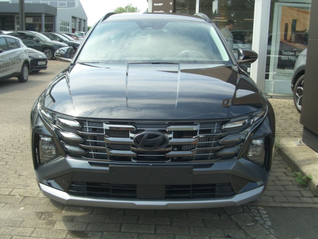 Fahrzeugabbildung Hyundai Tucson Facelift MJ25 1.6 DCT 48V Trend