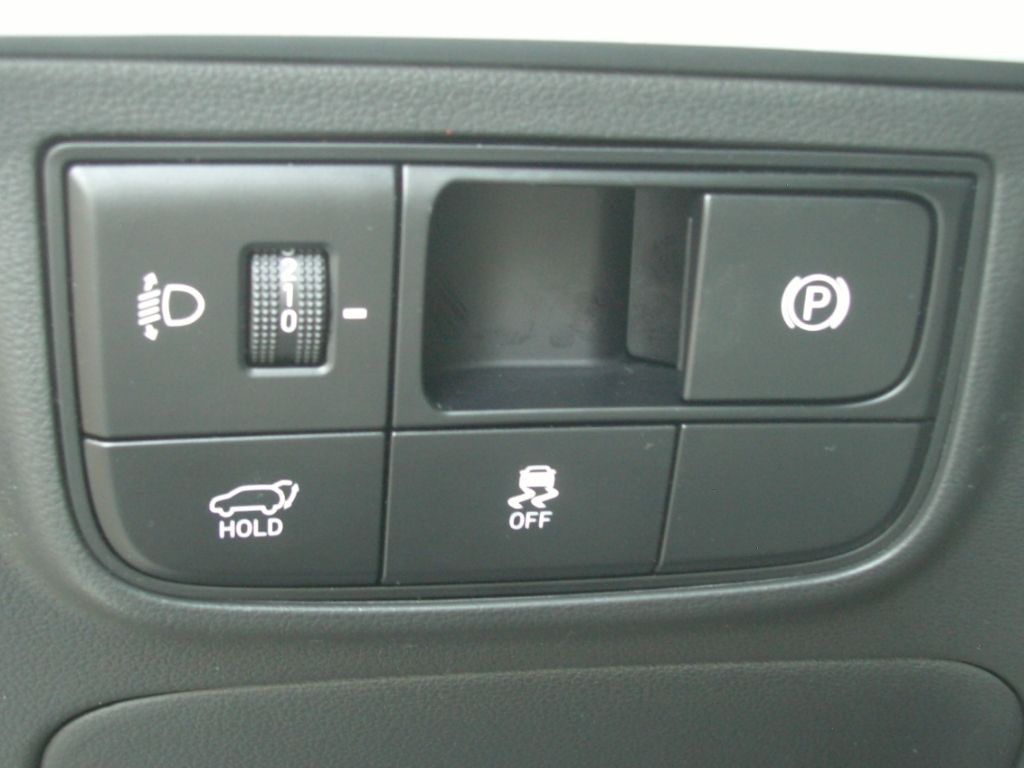 Fahrzeugabbildung Hyundai Tucson Facelift MJ25 1.6 DCT 48V Trend