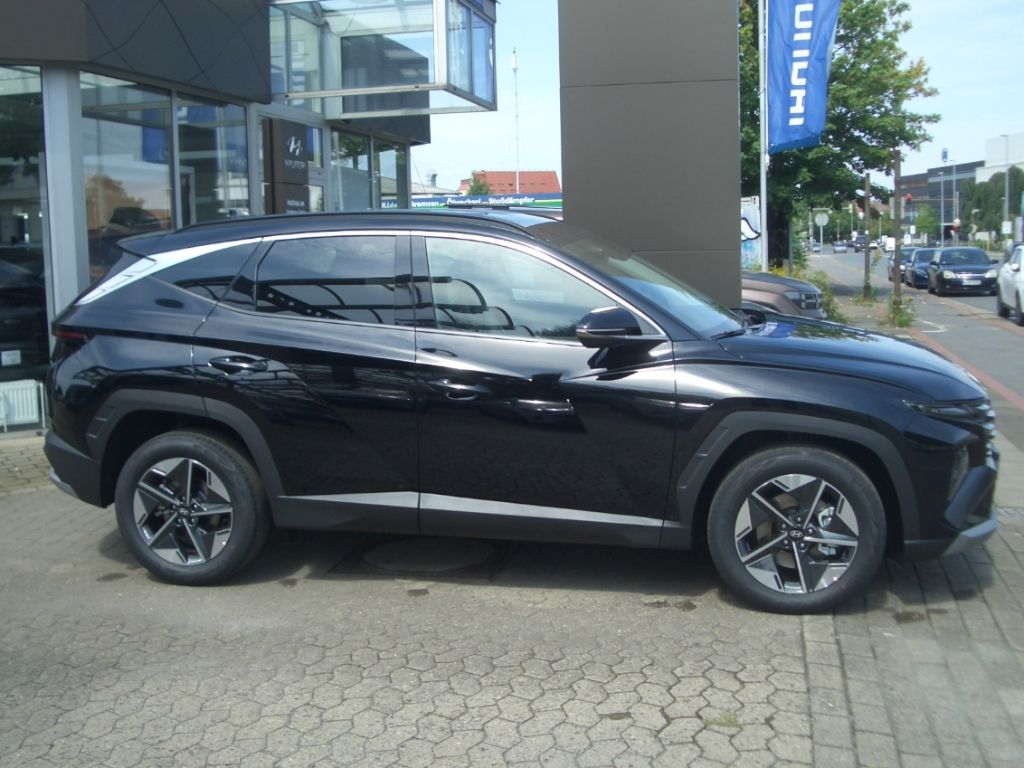 Fahrzeugabbildung Hyundai Tucson Facelift MJ25 1.6 DCT 48V Trend