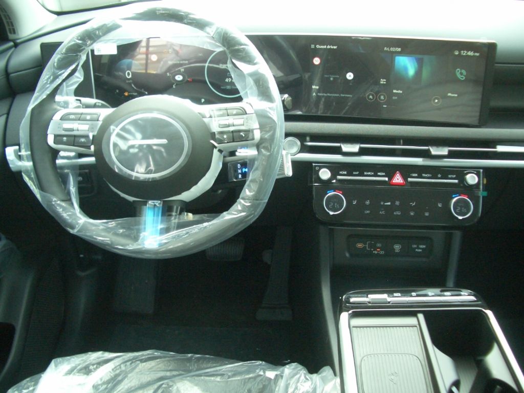 Fahrzeugabbildung Hyundai Tucson Facelift MJ25 1.6 DCT 48V Trend