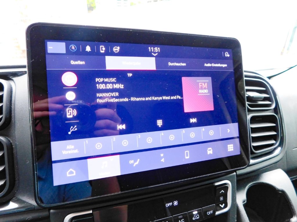 Fahrzeugabbildung Opel Movano Kasten H2 35 L3H2 BlueHDI 180 Navigation