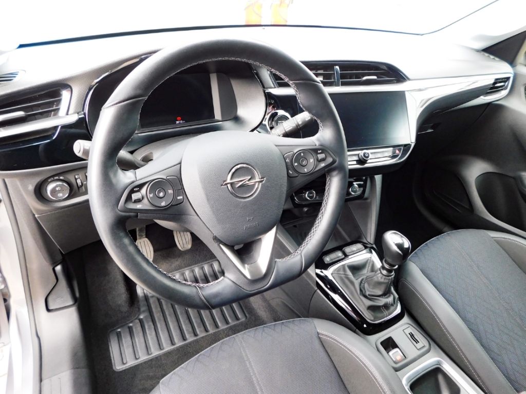 Fahrzeugabbildung Opel Corsa F Elegance Ganzjahresreifen Sitz-Hzg Keyle