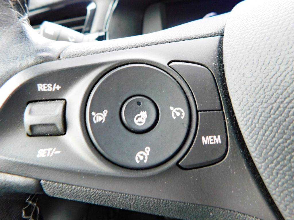 Fahrzeugabbildung Opel Corsa F Elegance Ganzjahresreifen Sitz-Hzg Keyle