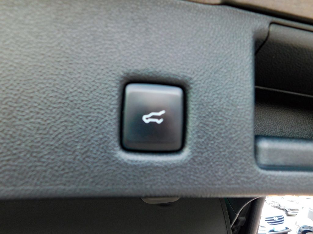 Fahrzeugabbildung Ford Kuga Plug-In Hybrid ST-Line 2.5 Duratec -PHEV Fa