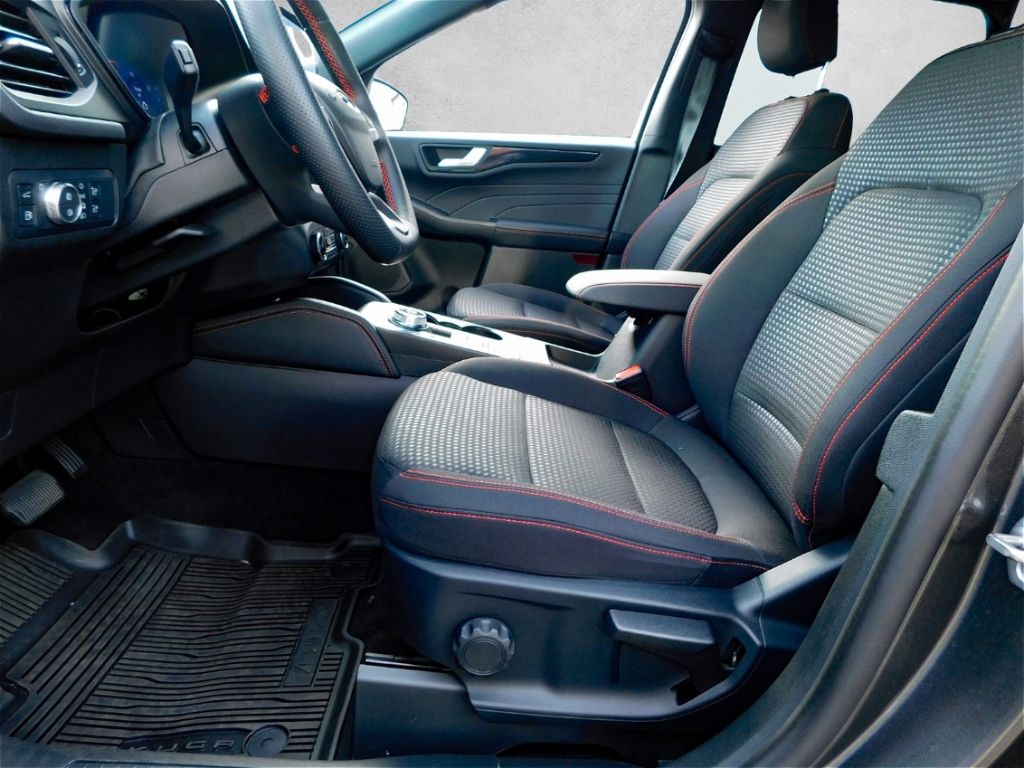 Fahrzeugabbildung Ford Kuga Plug-In Hybrid ST-Line 2.5 Duratec -PHEV Fa