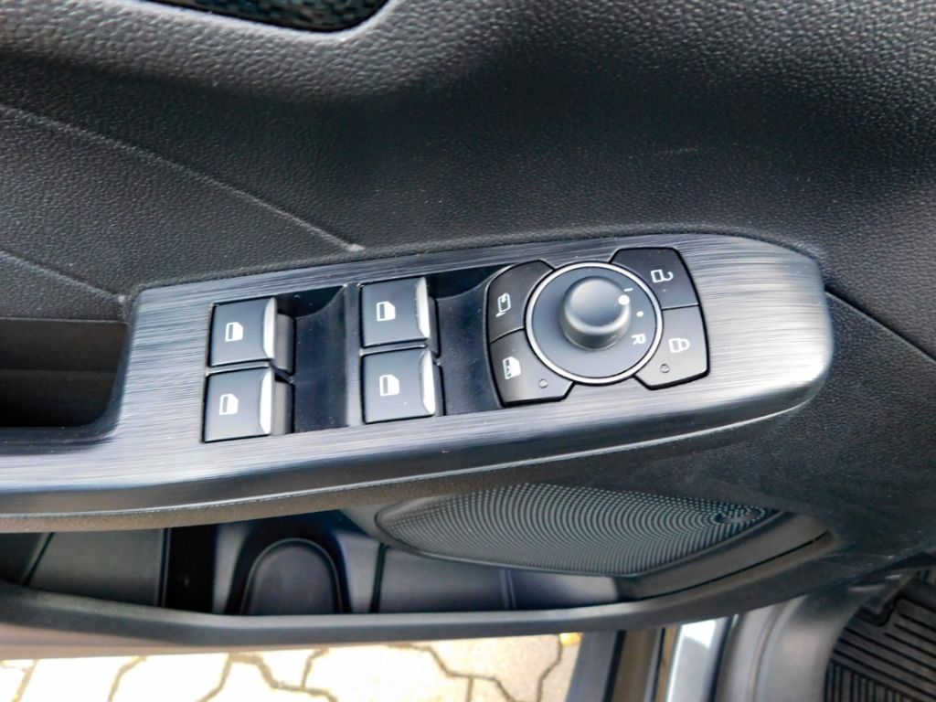 Fahrzeugabbildung Ford Kuga Plug-In Hybrid ST-Line 2.5 Duratec -PHEV Fa