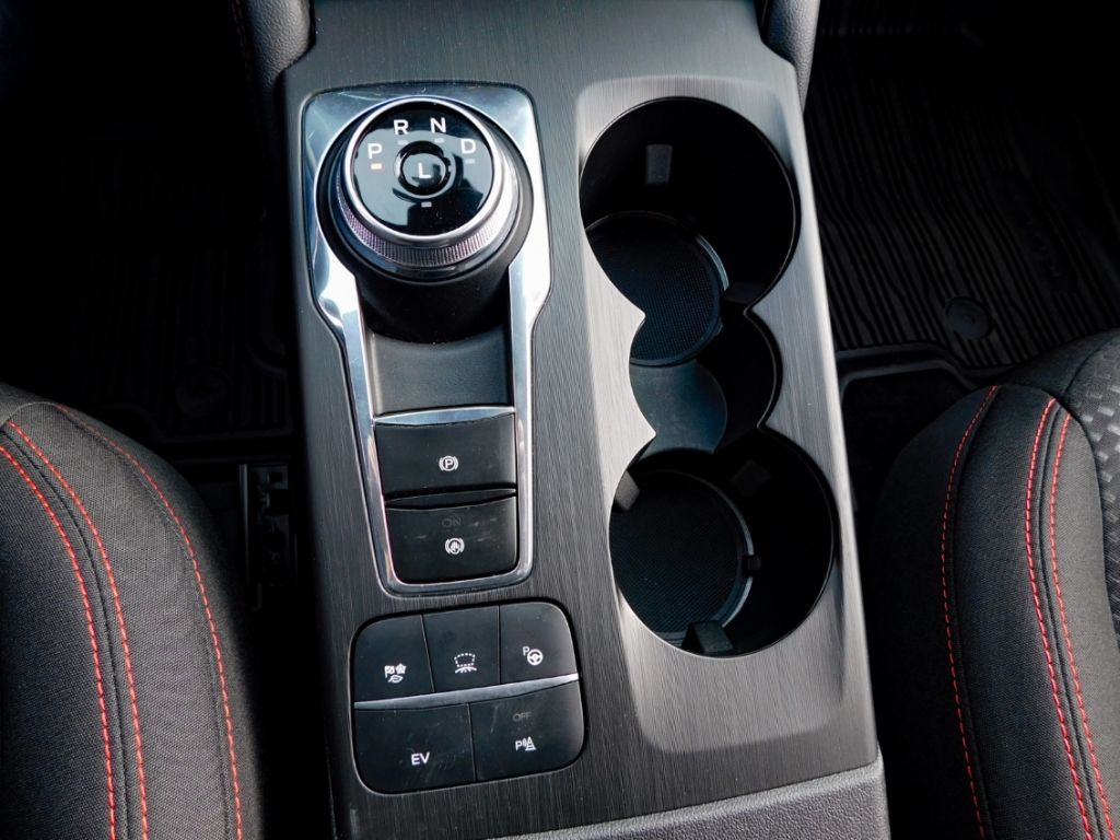 Fahrzeugabbildung Ford Kuga Plug-In Hybrid ST-Line 2.5 Duratec -PHEV Fa