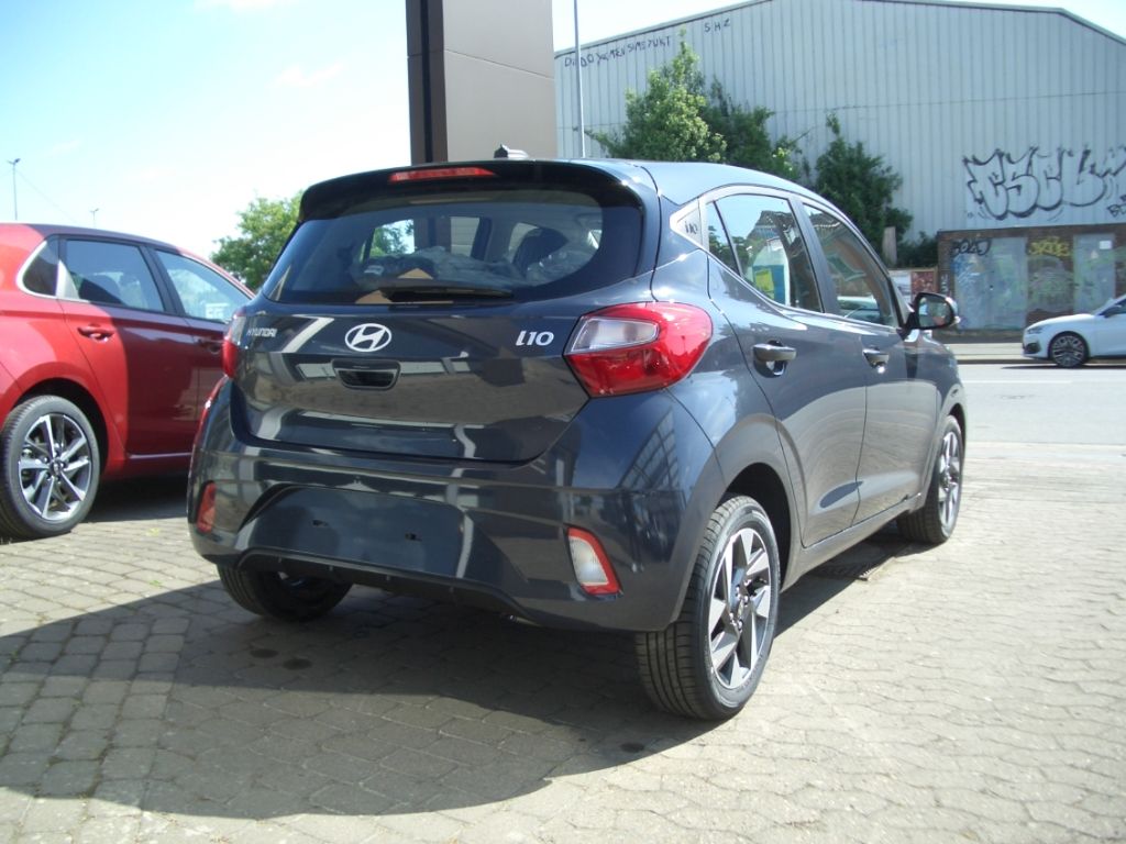 Fahrzeugabbildung Hyundai i10 Facelift 1.0 AT Trend Navigation, Kamera