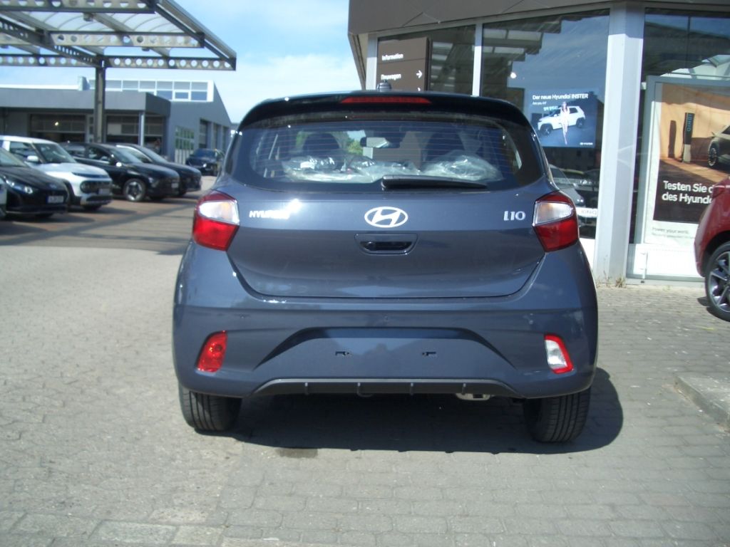 Fahrzeugabbildung Hyundai i10 Facelift 1.0 AT Trend Navigation, Kamera