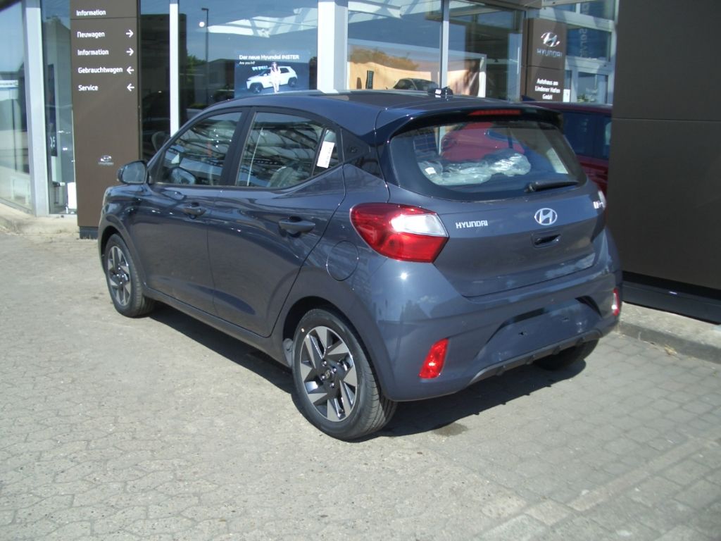 Fahrzeugabbildung Hyundai i10 Facelift 1.0 AT Trend Navigation, Kamera