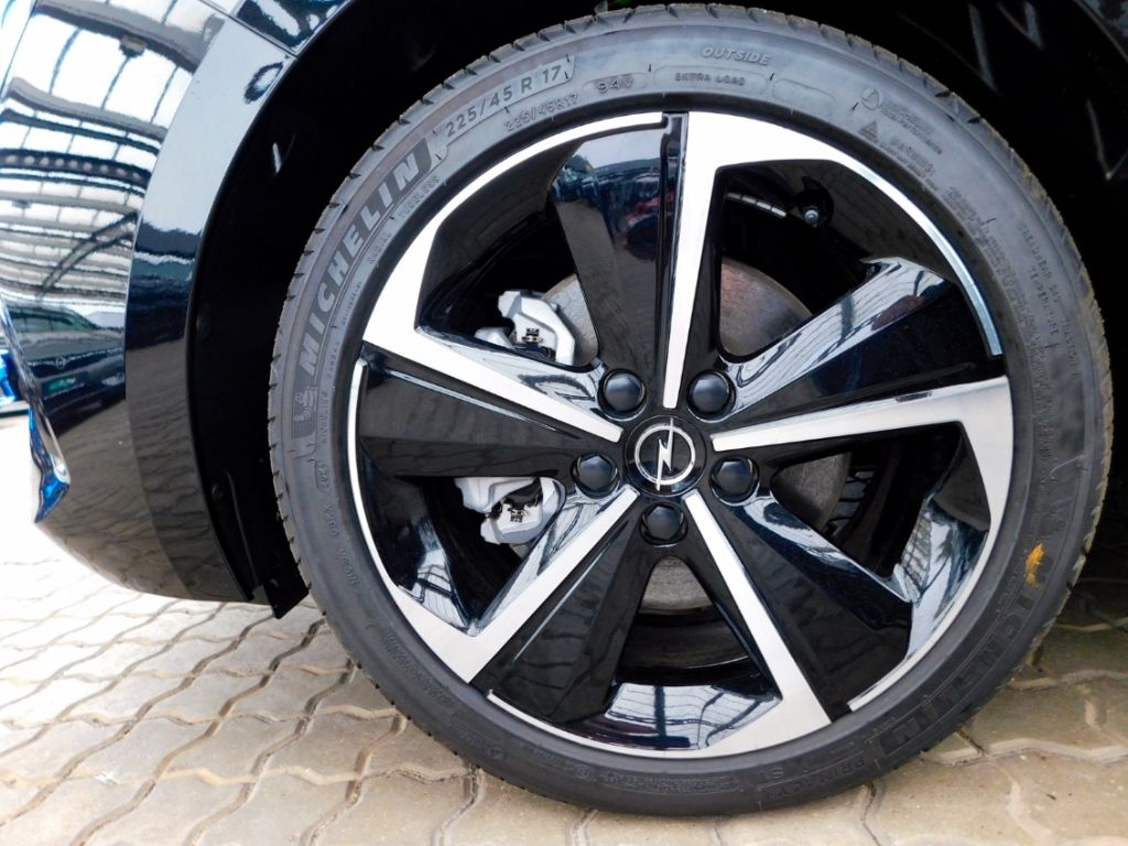 Fahrzeugabbildung Opel Astra L ST GS 1.2 Turbo AHK 360° Kamera LED-Pixe