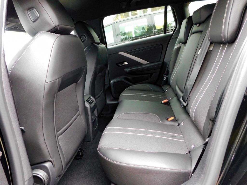 Fahrzeugabbildung Opel Astra L ST GS 1.2 Turbo AHK 360° Kamera LED-Pixe