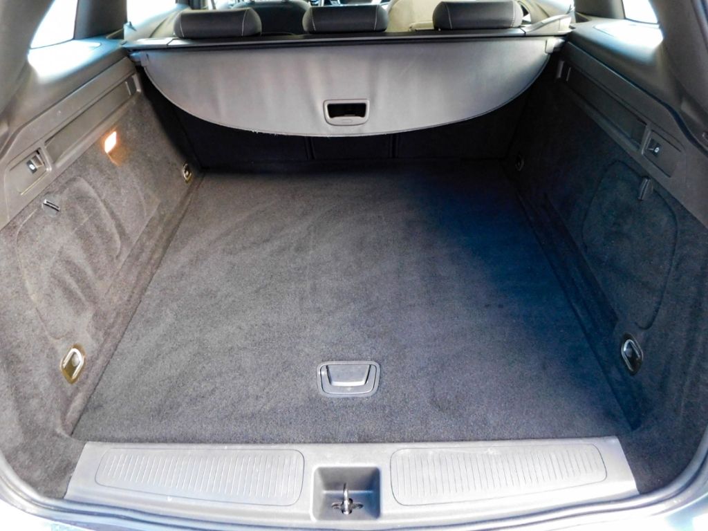 Fahrzeugabbildung Opel Astra K Sports Tourer Dynamic Navi Sitz-Hzg 2x K