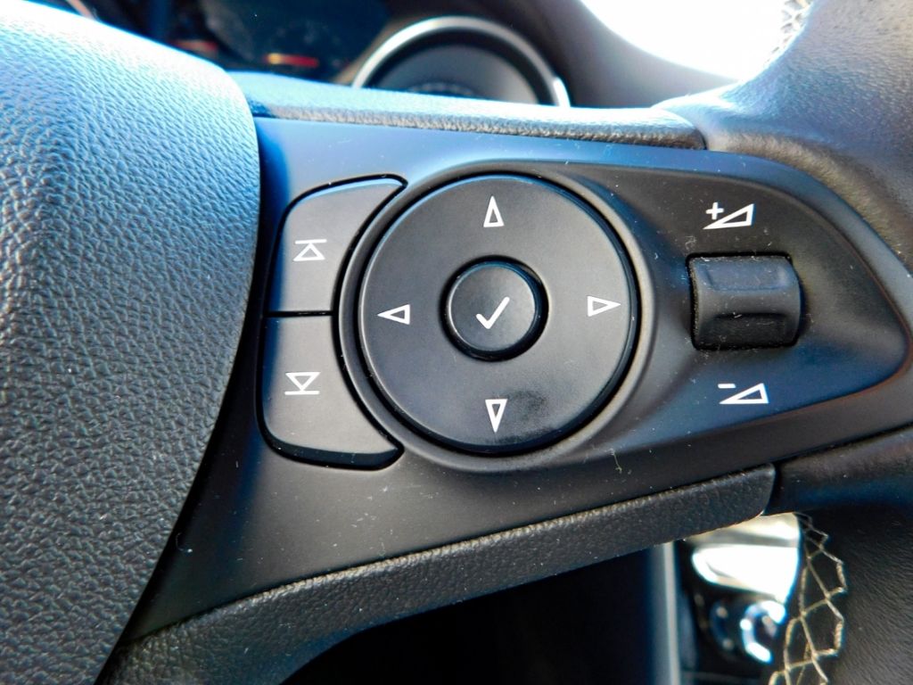 Fahrzeugabbildung Opel Astra K Sports Tourer Dynamic Navi Sitz-Hzg 2x K