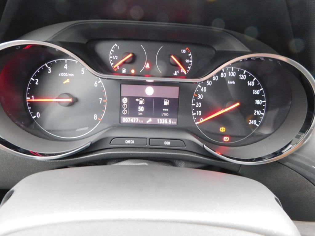 Fahrzeugabbildung Opel Crossland Elegance 1.2 Turbo Navi Kamera Allwett