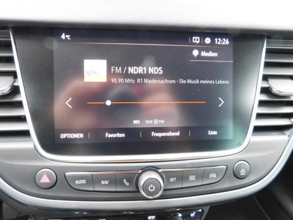 Fahrzeugabbildung Opel Crossland Elegance 1.2 Turbo Navi Kamera Allwett