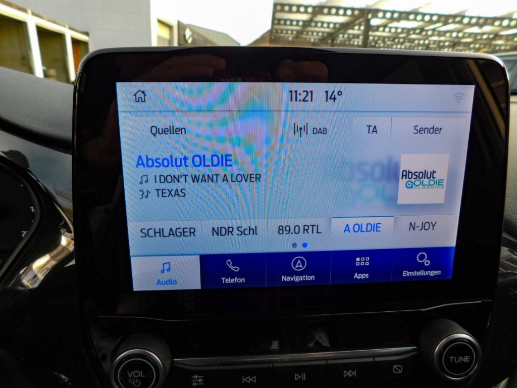 Fahrzeugabbildung Ford Puma Titanium 1,0 ltr 125PS Automatic Winterpake