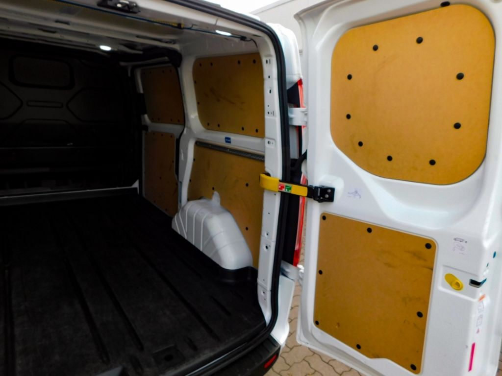 Fahrzeugabbildung Ford Transit Custom Kasten 300 L1 Trend 2.0 TDCi EU6d