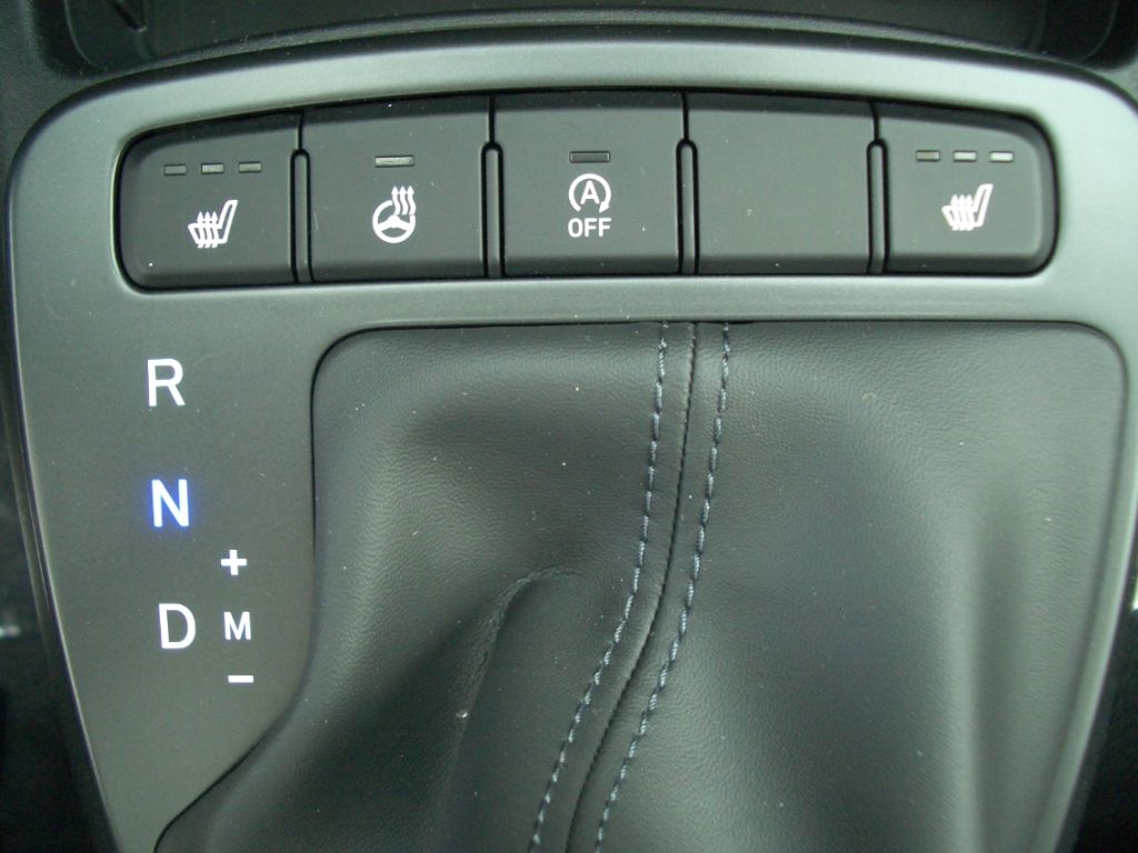 Fahrzeugabbildung Hyundai i10 Facelift MJ25 1.2 AT Trend Navi, Komfort-P.