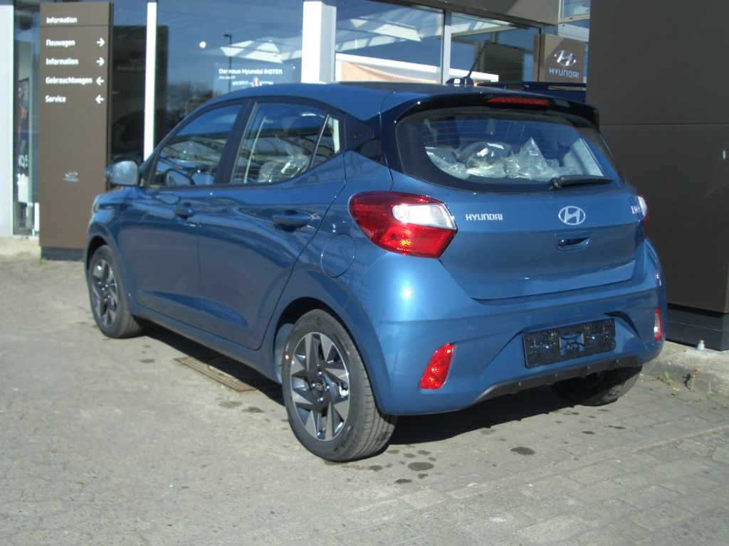 Fahrzeugabbildung Hyundai i10 Facelift MJ25 1.2 AT Trend Navi, Komfort-P.