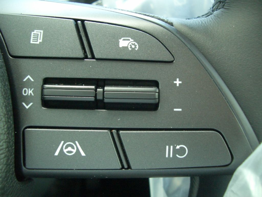 Fahrzeugabbildung Hyundai i20 Facelift MJ25 1.0 Trend, Komfort-Paket