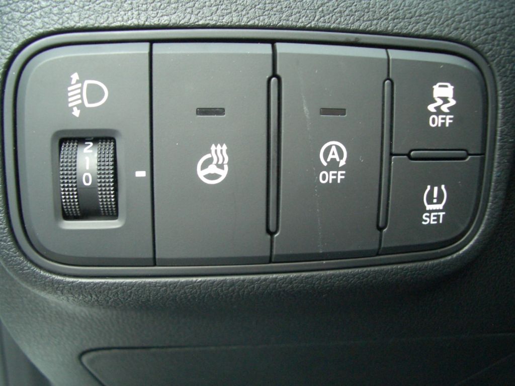 Fahrzeugabbildung Hyundai i20 Facelift MJ25 1.0 Trend, Komfort-Paket