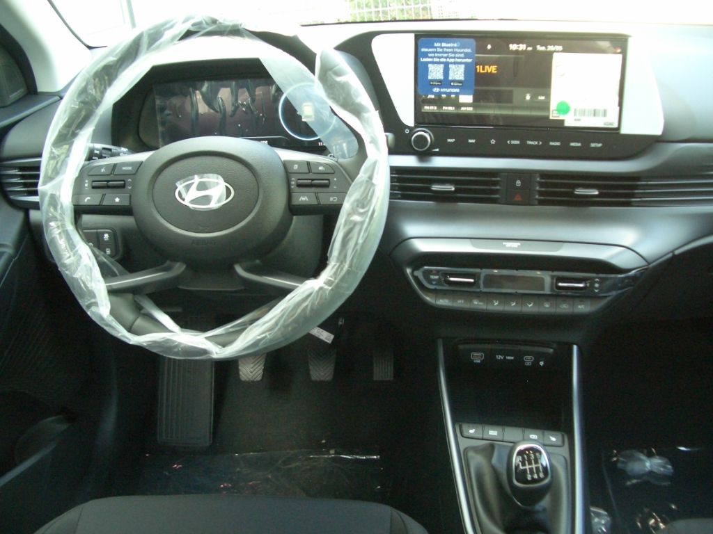 Fahrzeugabbildung Hyundai i20 Facelift MJ25 1.0 Trend, Komfort-Paket