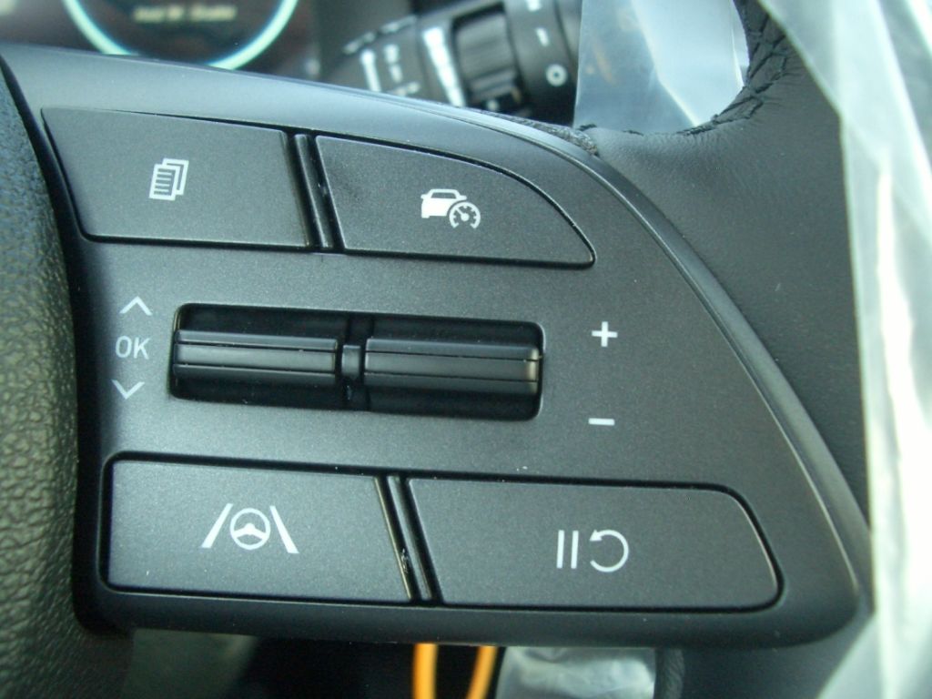 Fahrzeugabbildung Hyundai i20 Facelift MJ25 1.0 DCT Trend, Bose AKTION!