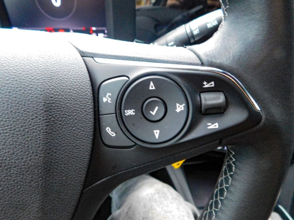 Fahrzeugabbildung Opel Mokka GS Line 1.2 Turbo AHK Kamera Ganzjahrere