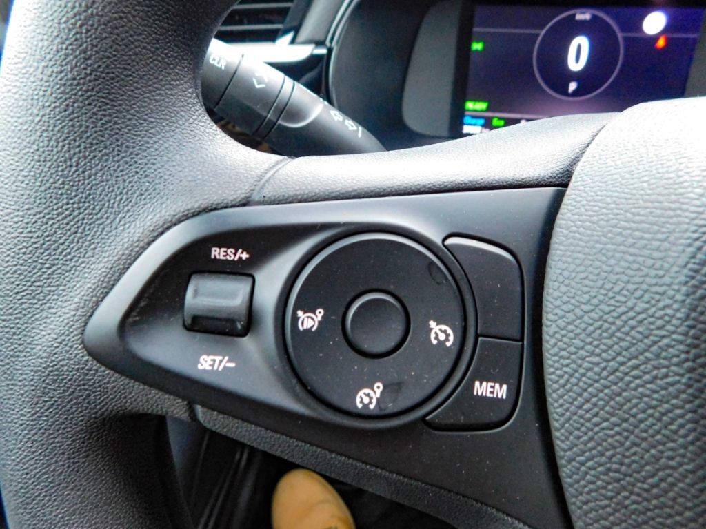 Fahrzeugabbildung Opel Corsa-e Corsa Elektric 3-Phasen 11KW Charger Sit