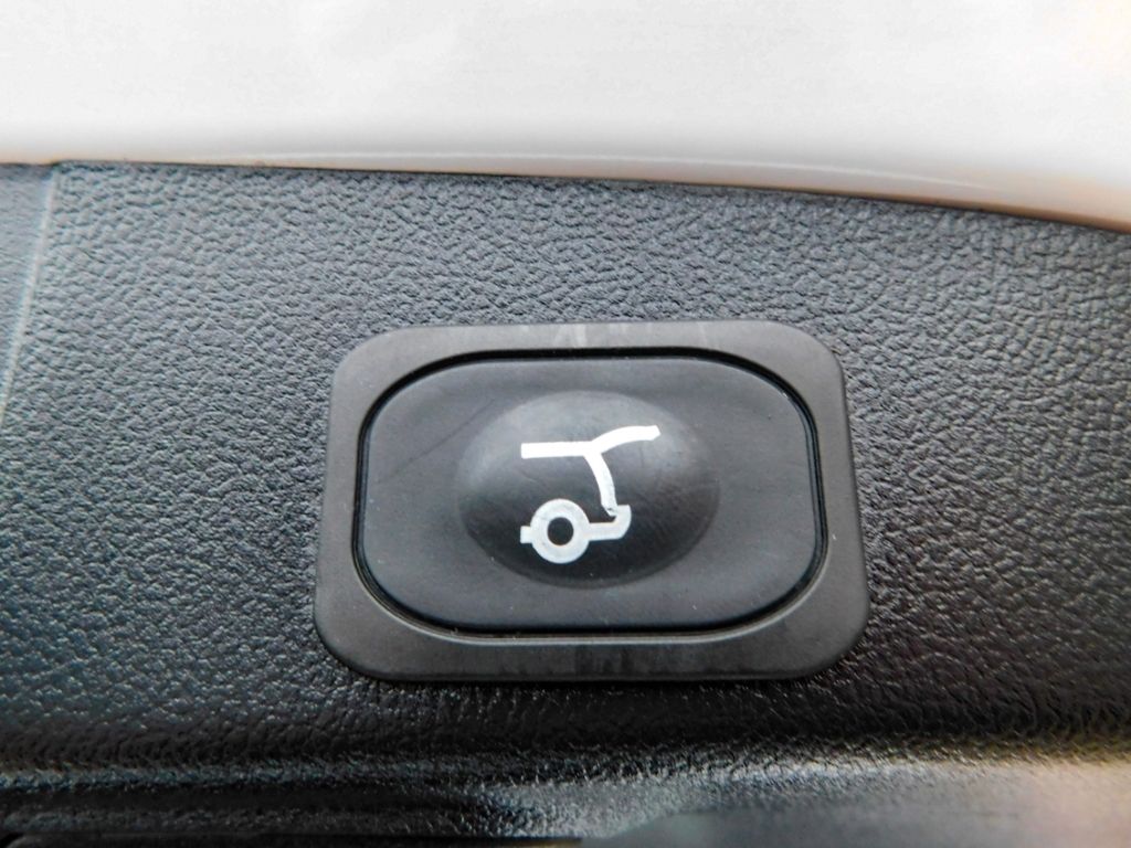 Fahrzeugabbildung Ford Focus Turnier ST-Line X 155PS Automatic Winter-P