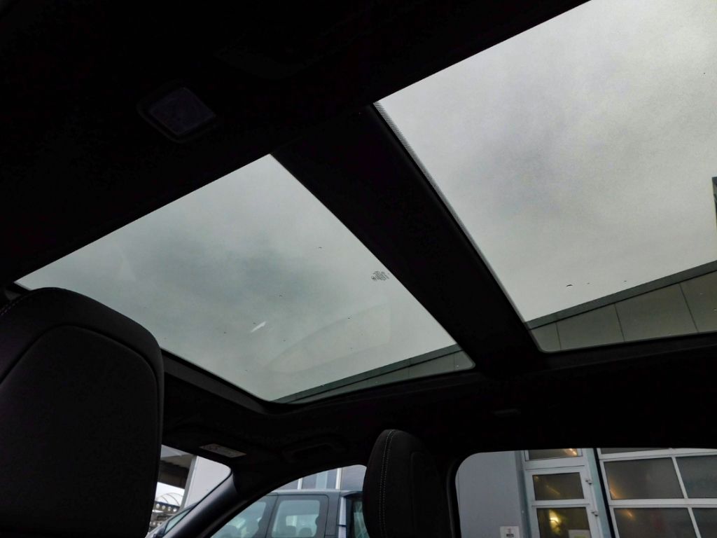 Fahrzeugabbildung Ford Focus Turnier ST-Line X 155PS Automatic Winter-P