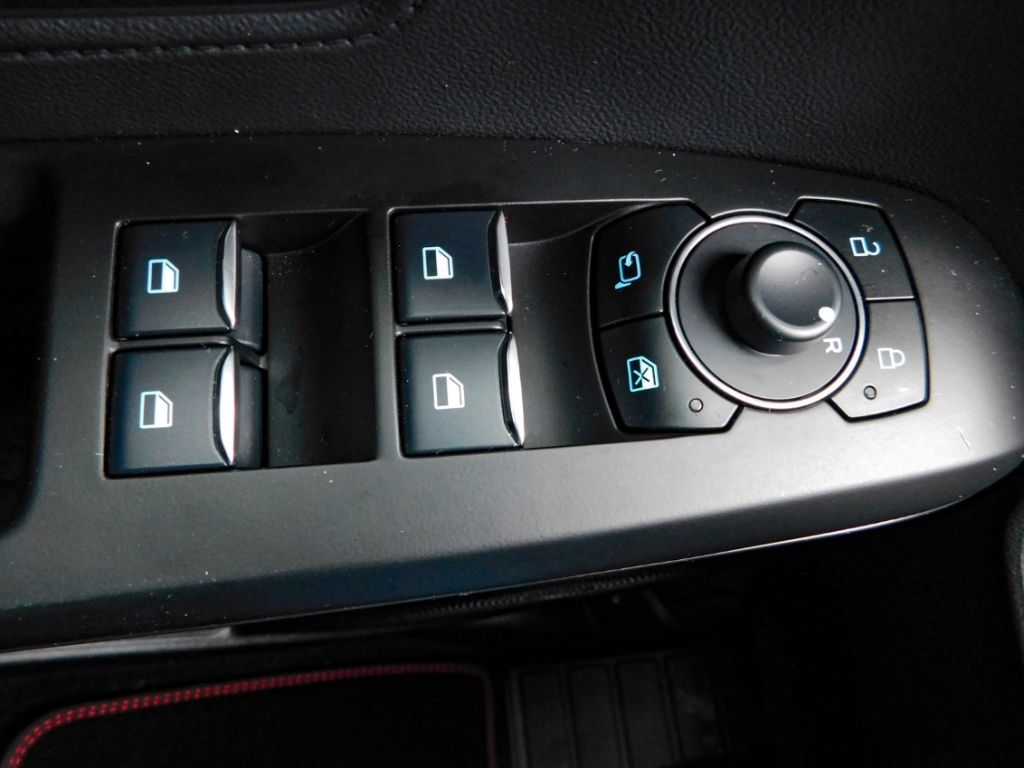 Fahrzeugabbildung Ford Focus Turnier ST-Line X 155PS Automatic Winter-P