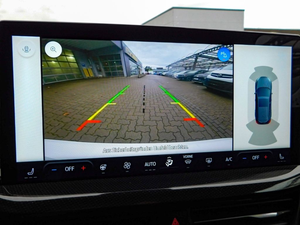 Fahrzeugabbildung Ford Focus Turnier ST-Line X 155PS Automatic Winter-P