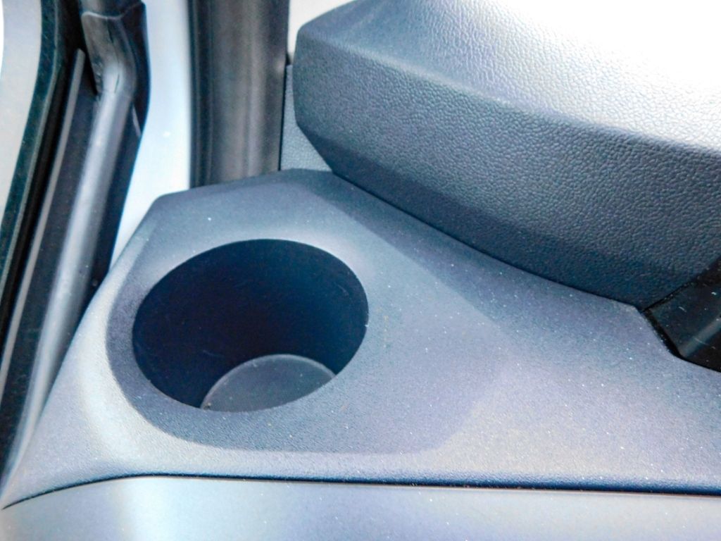 Fahrzeugabbildung Ford Tourneo Custom Bus 320 L1 Titanium FWD 9-Sitzer