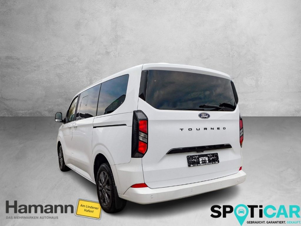 Fahrzeugabbildung Ford Tourneo Custom Bus 320 L1 Titanium FWD 9-Sitzer