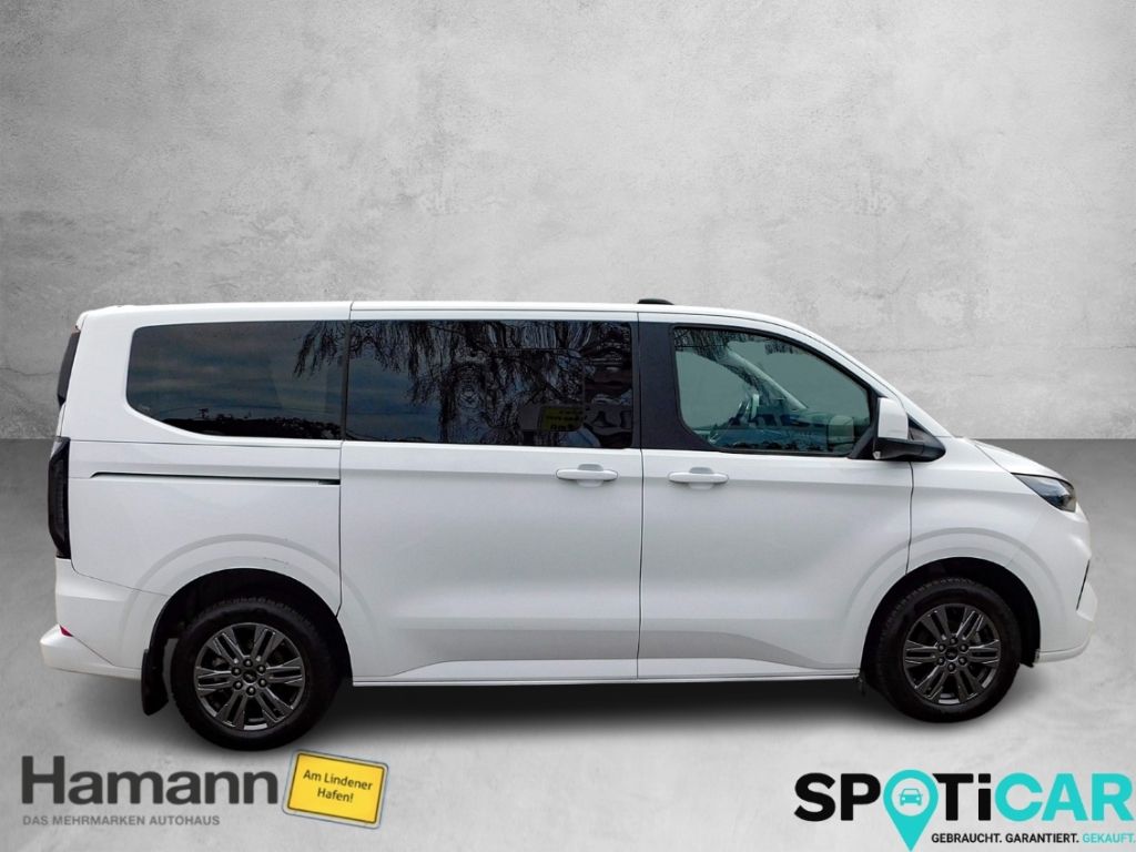 Fahrzeugabbildung Ford Tourneo Custom Bus 320 L1 Titanium FWD 9-Sitzer