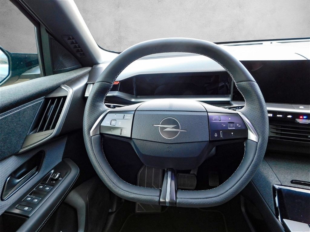 Fahrzeugabbildung Opel Grandland 1.2 GS 48V Mild-Hybrid LED Multimedia