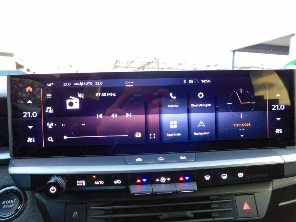 Fahrzeugabbildung Opel Grandland 1.2 GS 48V Mild-Hybrid LED Multimedia