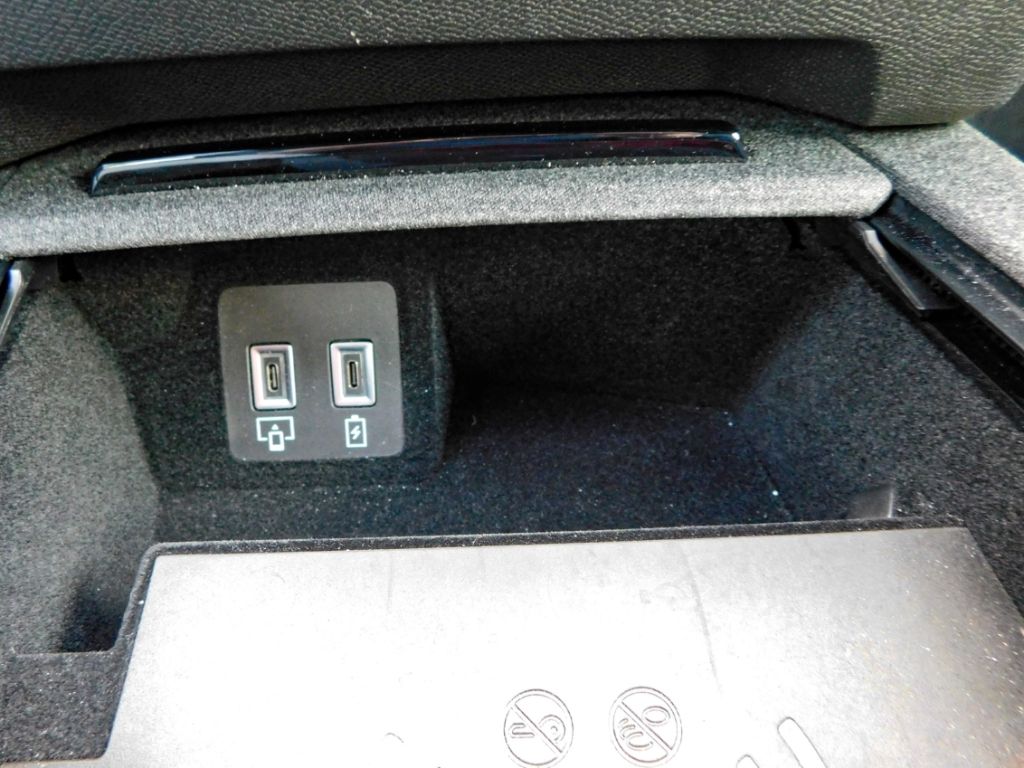 Fahrzeugabbildung Opel Grandland 1.2 GS 48V Mild-Hybrid LED Multimedia