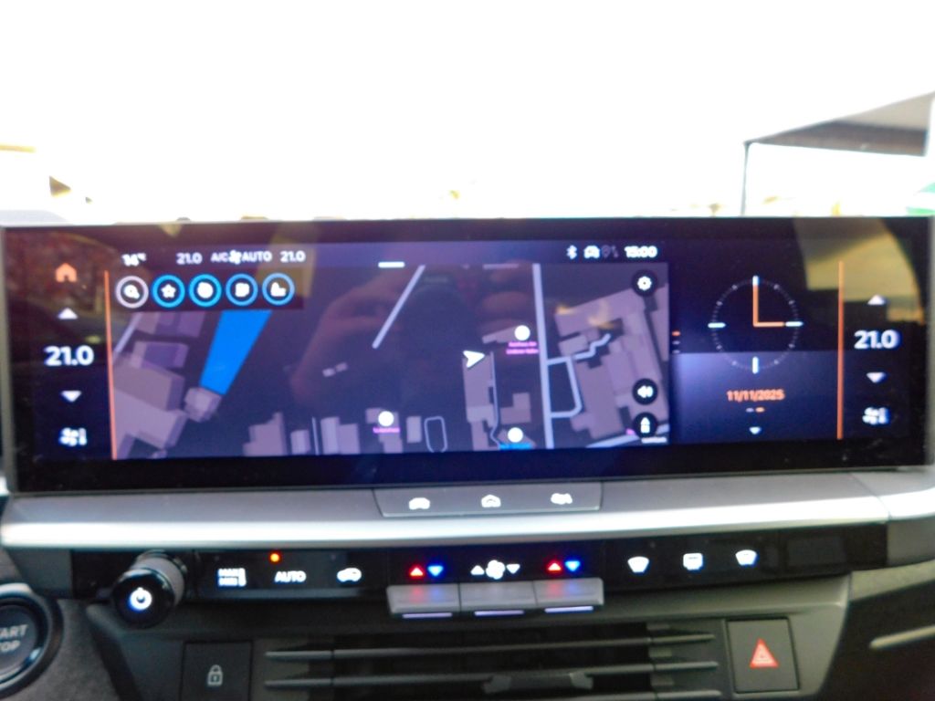 Fahrzeugabbildung Opel Grandland 1.2 GS 48V Mild-Hybrid LED Multimedia